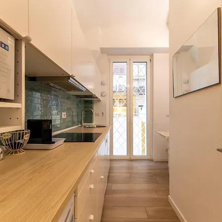 Next To Vatican Museum Luxury Flat-2